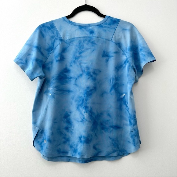 lululemon athletica Blue Tie-Dye Short Sleeve Tee - Picture 4 of 14
